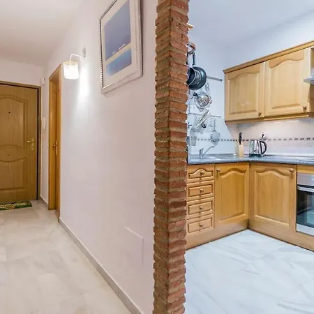Stunning Ground Floor Apartment! 公寓