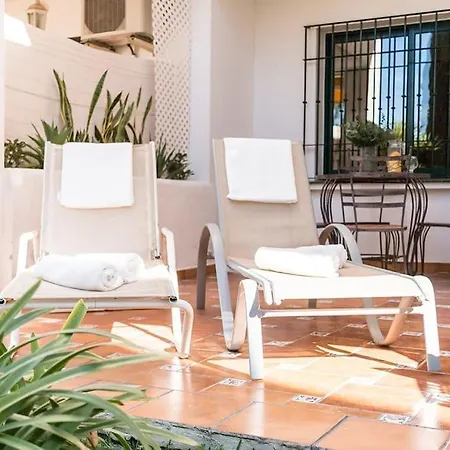 Stunning Ground Floor Apartment!