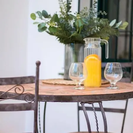 Stunning Ground Floor Apartment! Appartamento
